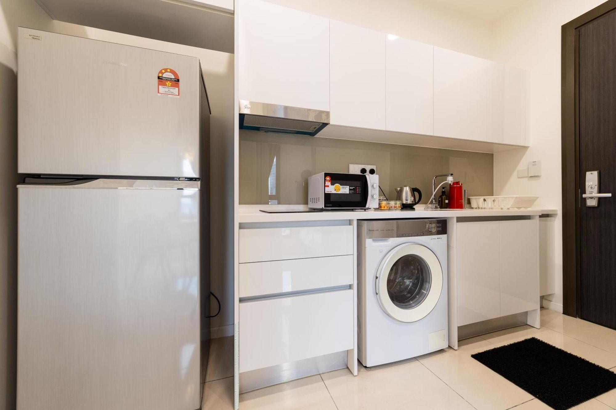 Highpark Suites Kelana Jaya, Petaling Jaya By Sleepy Bear Ngoại thất bức ảnh