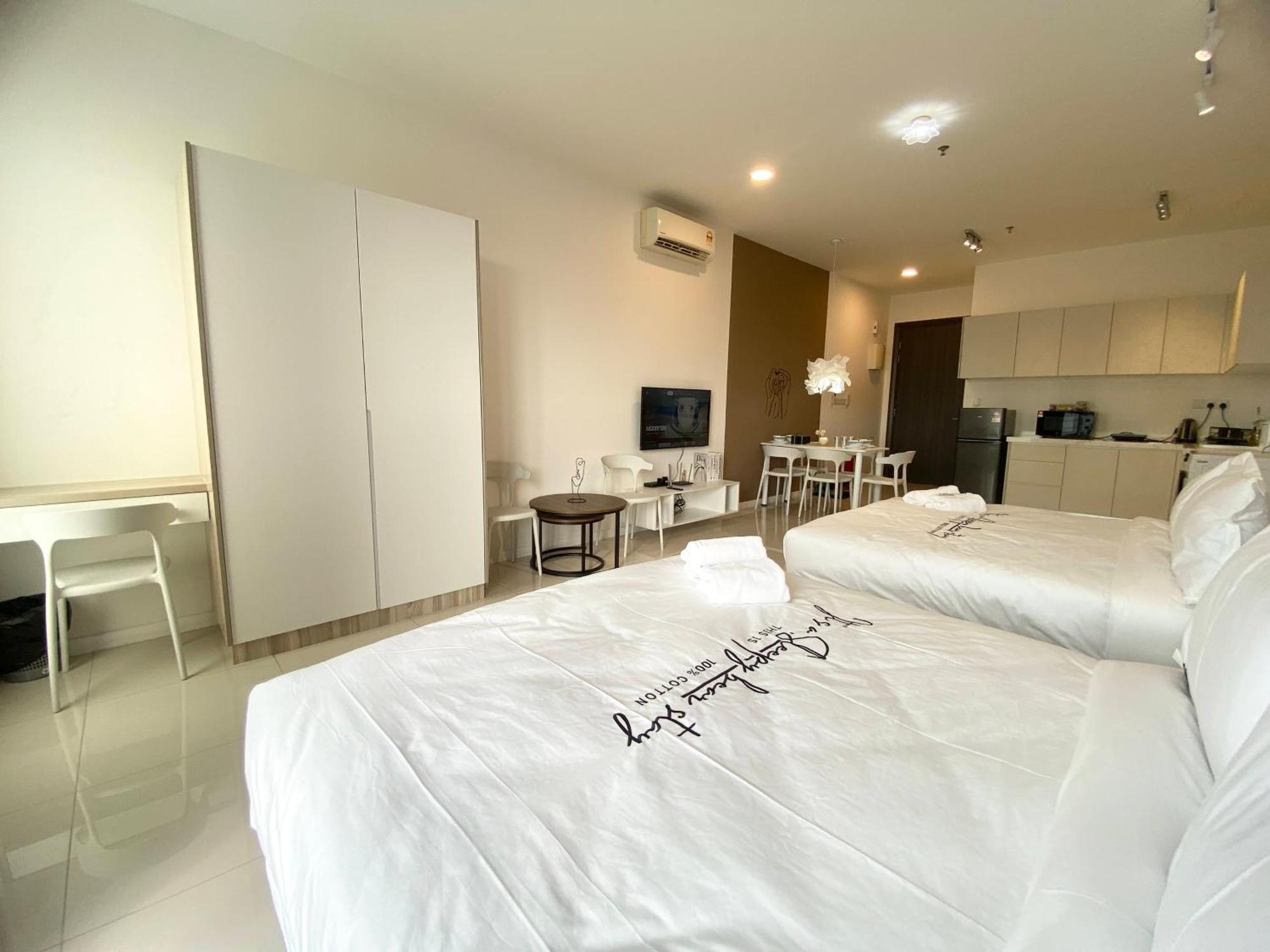 Highpark Suites Kelana Jaya, Petaling Jaya By Sleepy Bear Ngoại thất bức ảnh